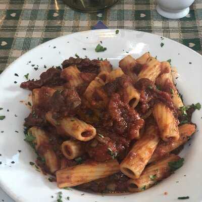 Giovanni's Restaurant