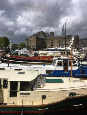 Docklands - St Katharine's Dock