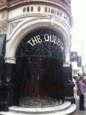 The Queens Pub