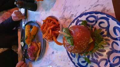 Cabana Westfield White City