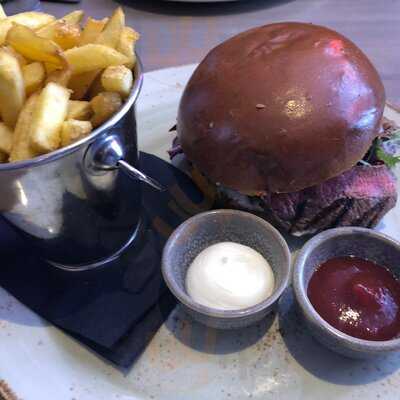 Lady Abercorn's Pub & Kitchen