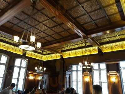 Lady Abercorn's Pub & Kitchen