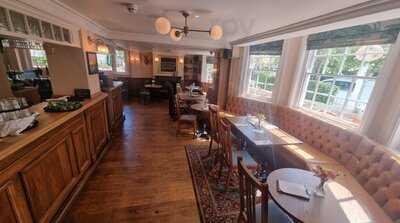 The Plough, East Sheen