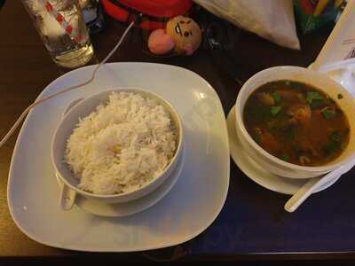 Royal Thai Restaurant