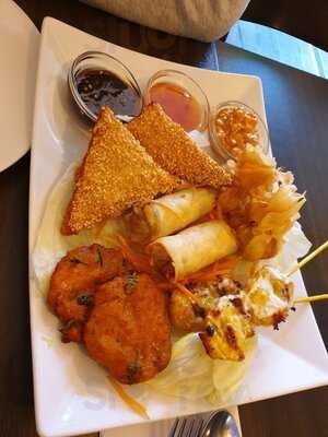 Royal Thai Restaurant