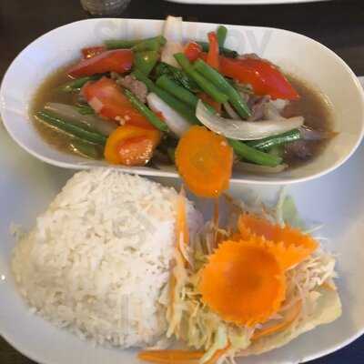 Royal Thai Restaurant