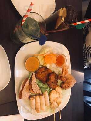 Royal Thai Restaurant