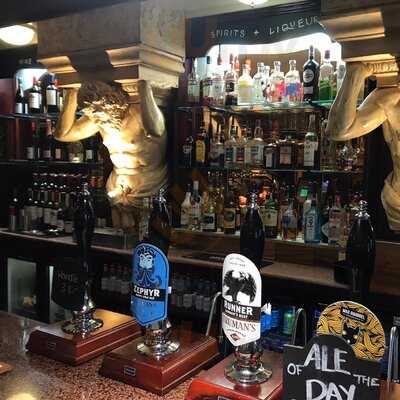 The Hercules Pillars