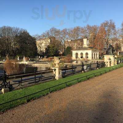 The Italian Gardens Cafe