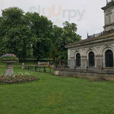 The Italian Gardens Cafe