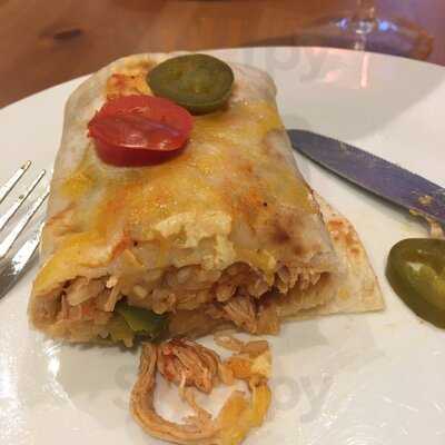 El Chicos Mexican Cantina