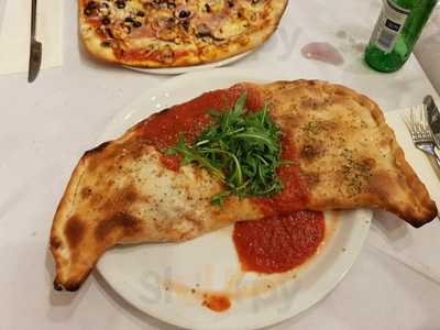 La Pizzeria Tartufo