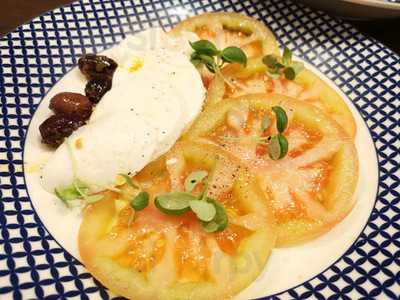 Carluccio's - Market Place