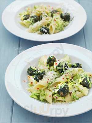 Carluccio's - Market Place