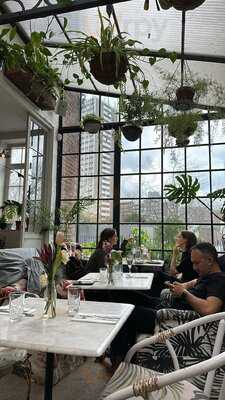 Bourne & Hollingsworth Buildings