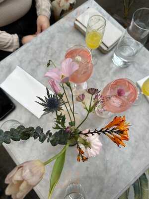 Bourne & Hollingsworth Buildings