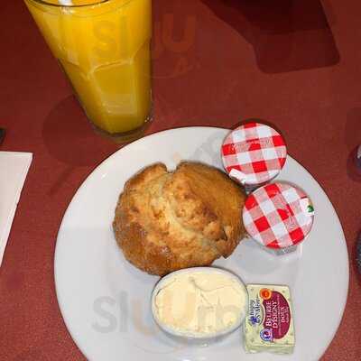 Patisserie Valerie Victoria