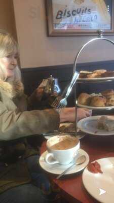 Patisserie Valerie Victoria