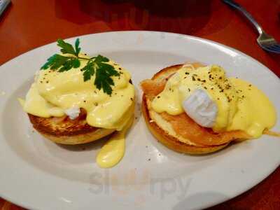 Patisserie Valerie Victoria