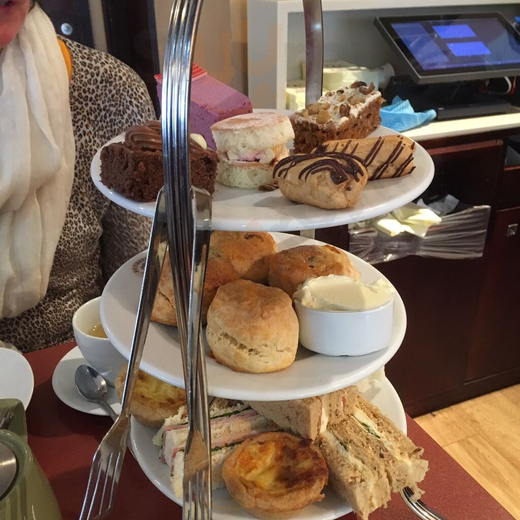 Patisserie Valerie Victoria