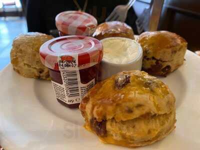 Patisserie Valerie Victoria