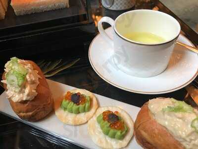 Art Afternoon Tea Room In London