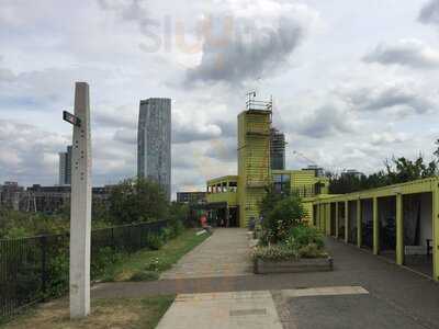 Moka East Cafe At The View Tube