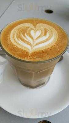 Moka East Cafe At The View Tube