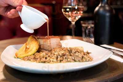 The Four Sisters Townhouse