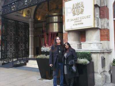 St. James' Court