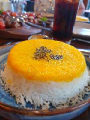 Rendezvous Restaurant & Bar