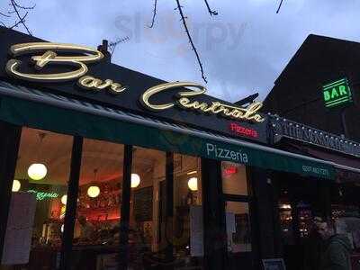 67 Pizzeria & Lounge Bar