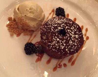 Green's Restaurant & Oyster Bar