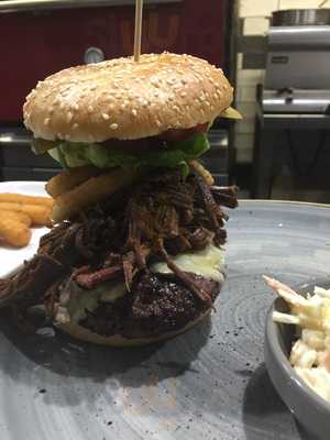 Hardrocks Grill & Bar