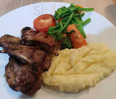 Hardrocks Grill & Bar