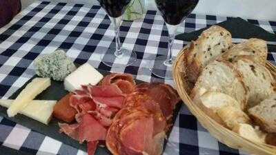 La Cave A Fromage Notting Hill