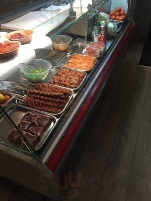 Alex's Place | Kebab And Steak House