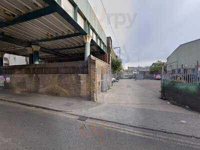 Just Fab Food Bus In London