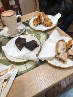 Bonne Bouche Victoria