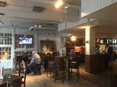 The Pavilion End, St Paul's