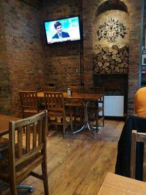 Roka Cafe Restaurant