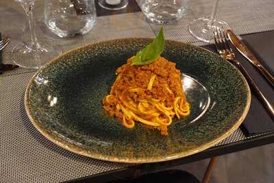 Sicilia Mia Black Stone Red Fire