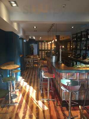 The Green Room Bar & Eatery