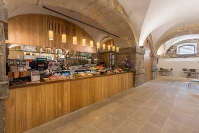 Cafe In The Crypt