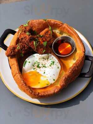 The Apple Blue Patisserie