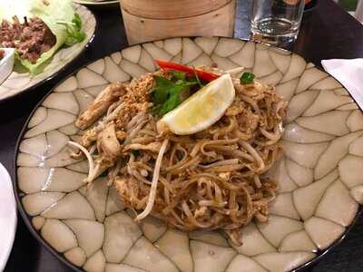 The Green Curry Thai Cafe And Delivery