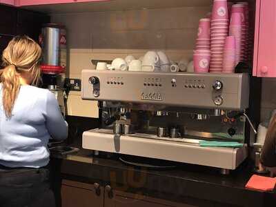 The Hummingbird Bakery