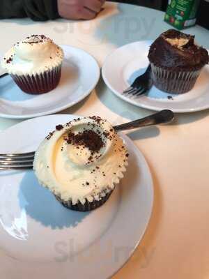 The Hummingbird Bakery