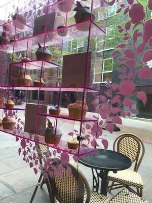 The Hummingbird Bakery