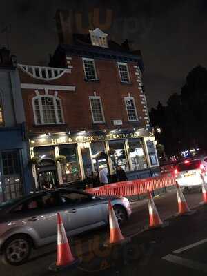 The Hens And Chicken Theatre Bar